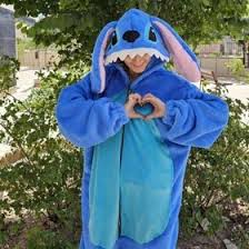 تصویر 1 از پتو استیج قابل استفاده در محیط‌ های نمایشی و سالن‌ ها