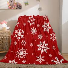 تصویر 4 از پتو قرمز با رنگ یکنواخت و طراحی مینیمال مناسب روزمره