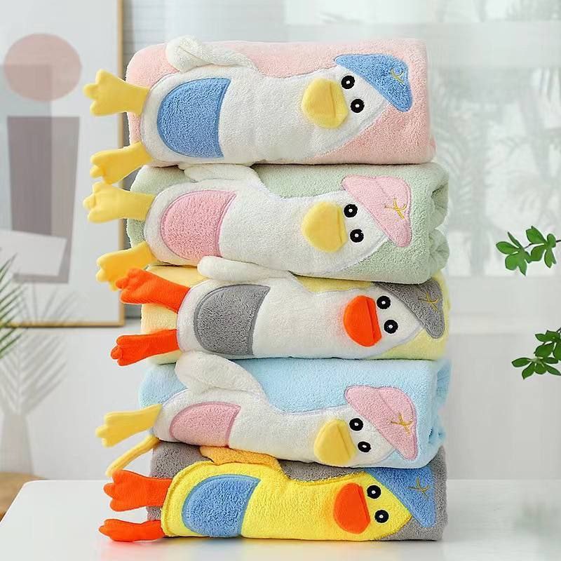 تصویر 1 از فروش عمده حوله پانچو بچه گانه طرح اردک