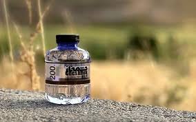 تصویر 4 از آب معدنی چشمه ناز خالص و تازه با کیفیت کنترل‌ شده