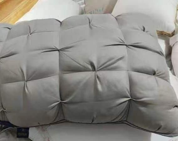 تصویر 2 از بالشت چروک با دوخت مستحکم و طول عمر بالا