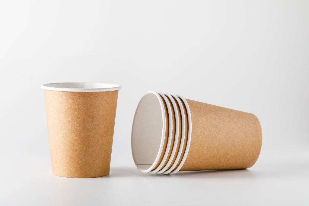 تصویر 1 از لیوان یکبار مصرف کاغذی گزینه ای ایده آل برای مهمانی