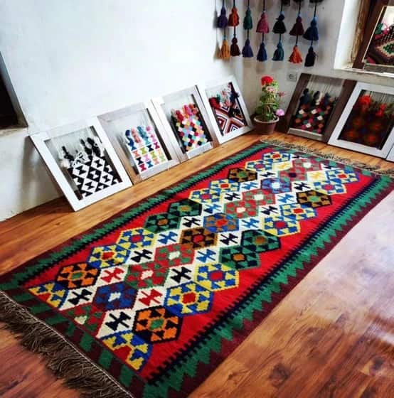 تصویر 4 از گلیم دستبافت پشمی مناسب دکوراسیون سنتی و گرم