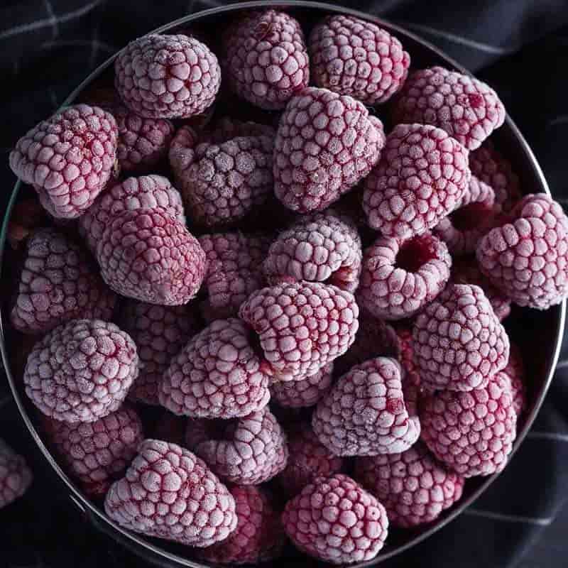 تمشک خشک شده بدون شکر و مواد نگهدارنده و خاص