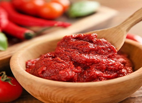 رب گوجه فرنگی ارگانیک با ساختار سالم و طعم متعادل طبیعی