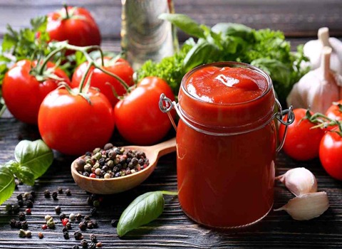 تصویر 4 از رب گوجه فرنگی طبیعی با ترکیب خالص و ویژگی های اصیل آشپزخانه ای