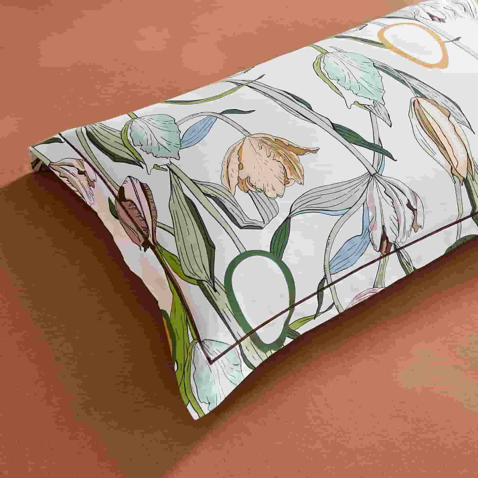 تصویر 3 از روبالشتی لبه چین دار جلوه‌ ای ملایم و دوست داشتنی