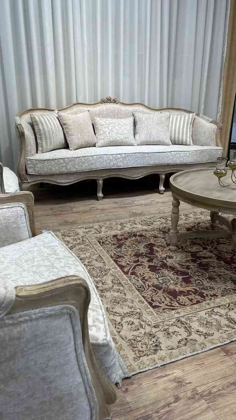 تصویر 4 از خرید مبل ۳ گل ابزاری سبک کلاسیک + قیمت فروش استثنایی