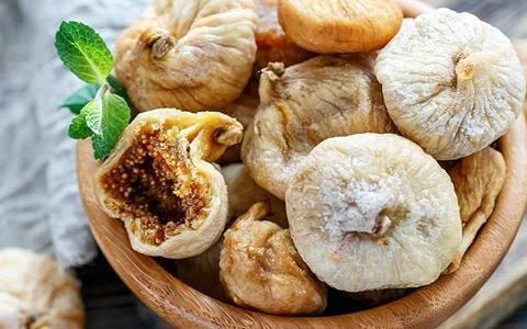 انجیر خشک آردی با طعمی خاص و لذیذ