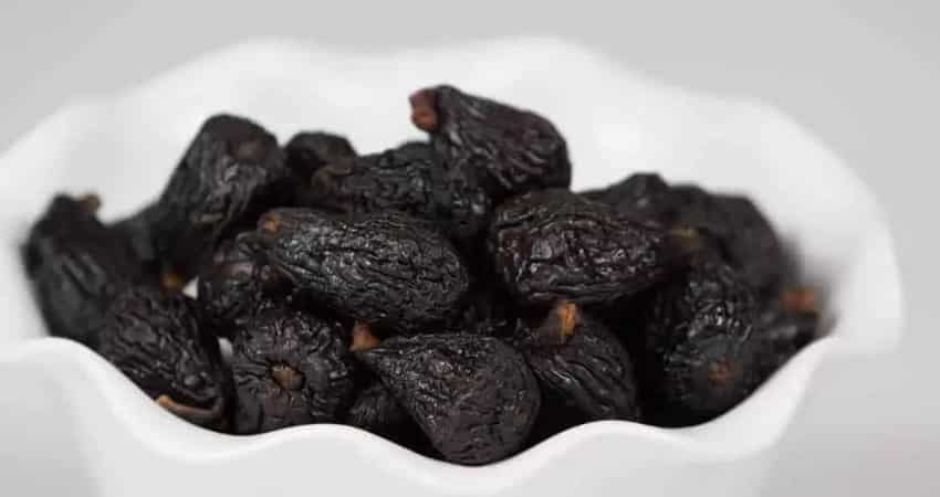 تصویر 1 از انجیر خشک سیاه ایده‌ آل برای ترکیب با تنقلات سالم