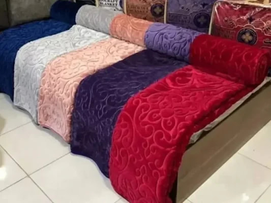 تصویر 1 از پتو گلبافت یک نفره با رنگ بندی جذاب و شاد