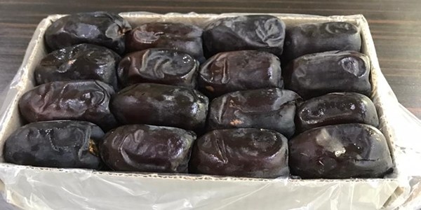 تصویر 2 از خرما مضافتی اصیل تجربه‌ ای سنتی و سالم برای مصرف خانواده