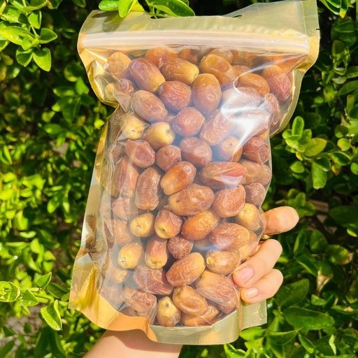 خرما زاهدی ممتاز با بسته بندی بهداشتی