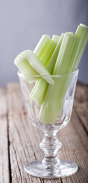 تصویر 4 از کرفس تازه ترد با عطر طبیعی مناسب آشپزی سالم روزانه