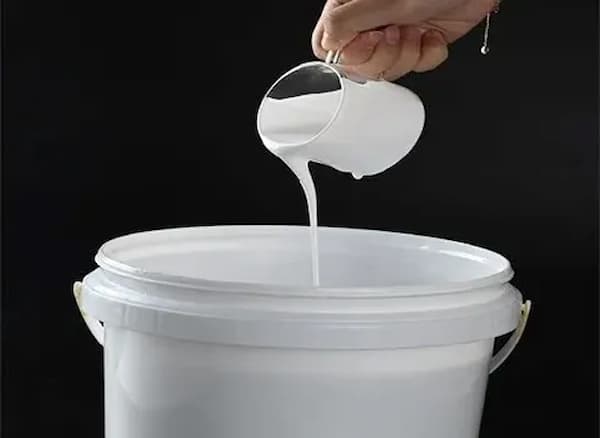 تصویر 4 از چسب ممبران گلدن با بسته بندی سطلی و کیلویی