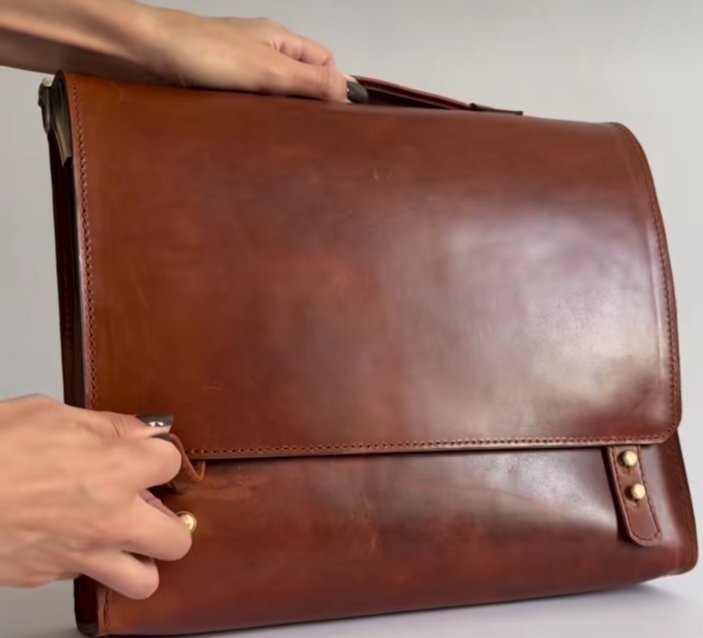 کیف اداری چرم گاوی در فروش عمده