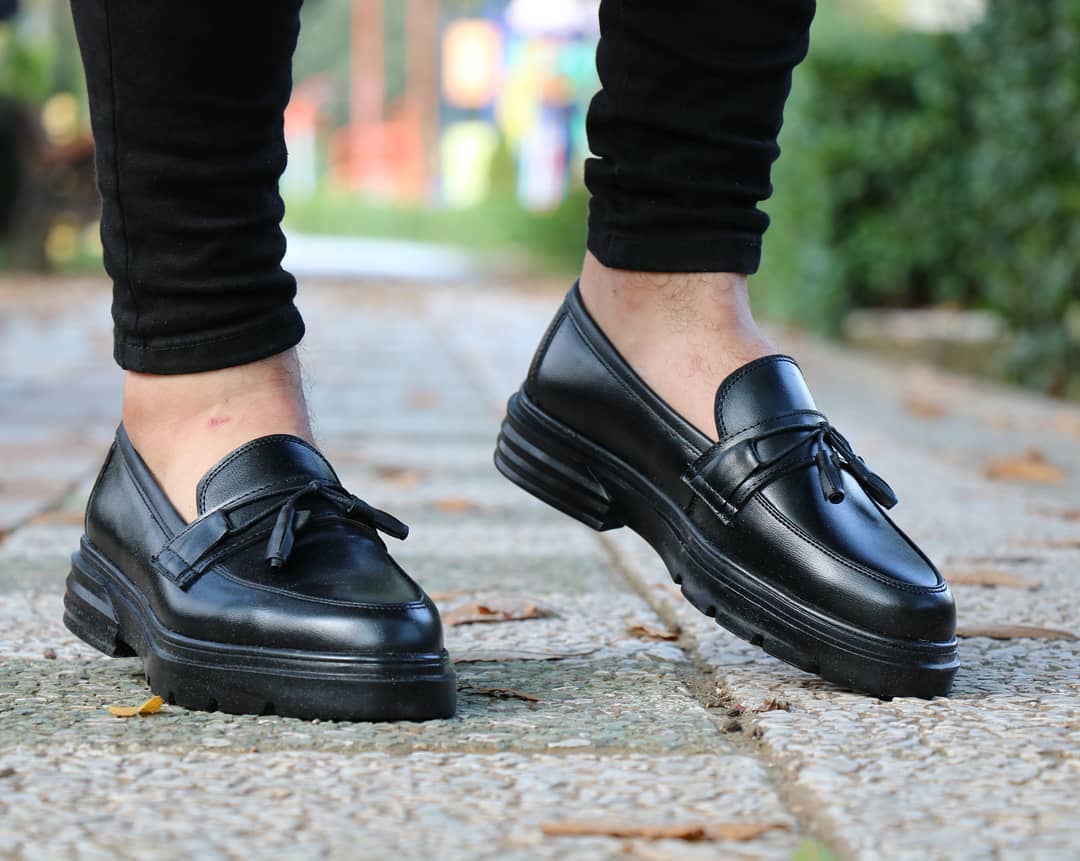 تصویر 4 از کفش چرم کالج مردانه با سایز بندی دقیق