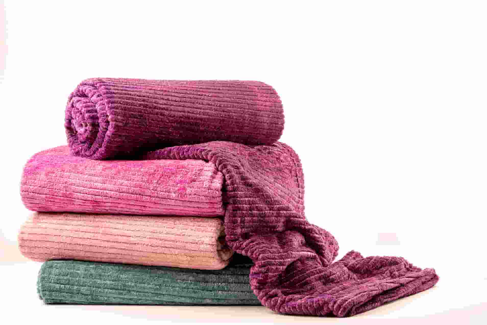 تصویر 3 از پتو مسافرتی ژله ای نرم و لطیف مناسب استفاده روزانه