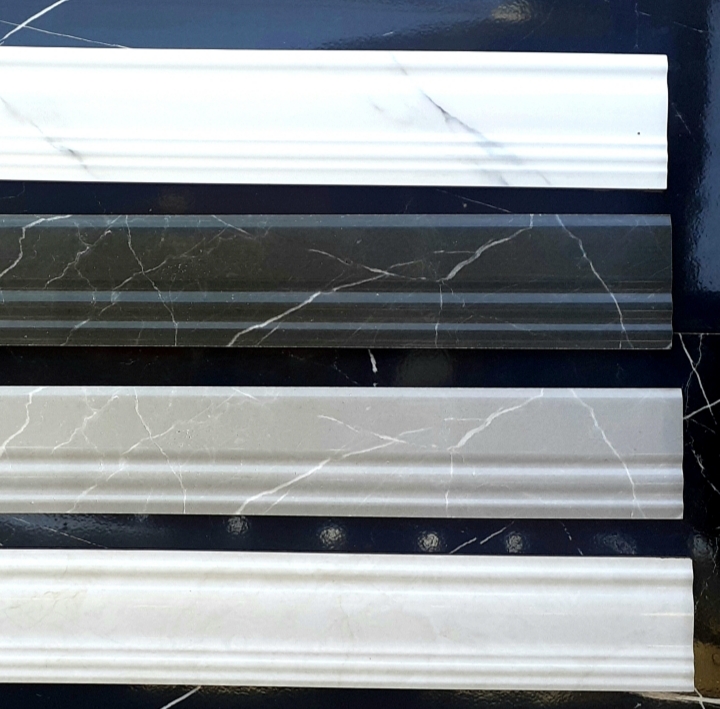 تصویر 4 از کاشی قرنیز سفید در فضا های روشن