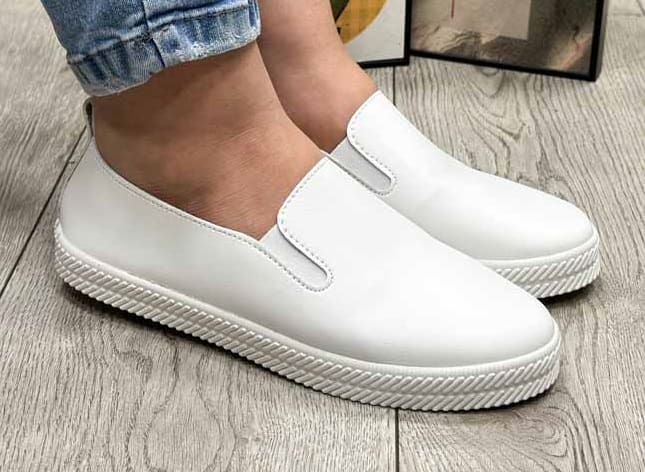 تصویر 2 از کفش چرم سفید زنانه با کفی استاندارد و رویه طبیعی