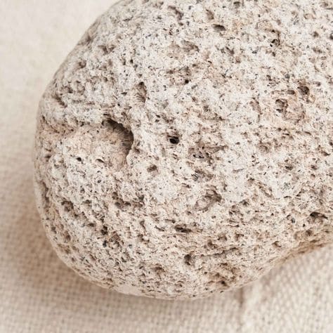 پوکه معدنی قروه در ساخت و ساز