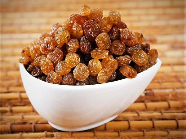 تصویر 4 از کشمش تیزابی ملایر مناسب مصرف روزانه خانواده و میان‌ وعده