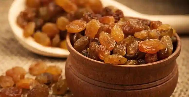 تصویر 4 از کشمش تیزابی پلویی نرم و خوش‌ رنگ برای مصرف خانگی