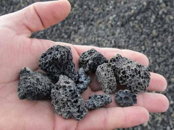 تصویر 3 از پوکه معدنی برای آکواریوم شفاف و مقاوم