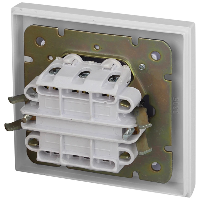 تصویر 1 از کلید سه پل بکر با کیفیت بی نظیر