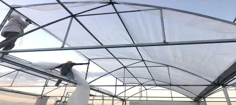 نایلون سقف برای محافظت از تجهیزات در فضای باز