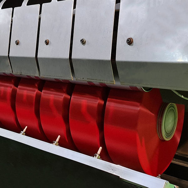 تصویر 3 از نخ پلی استر فیلامنت یکی از گزینه های با کیفیت برای دوخت