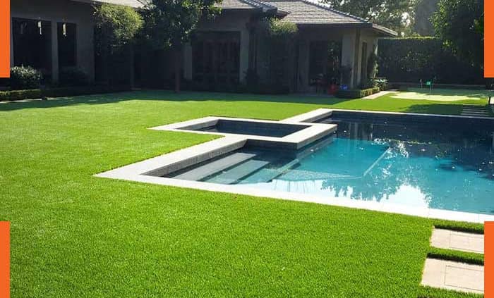 چمن مصنوعی اصفهان در محیط های گوناگون