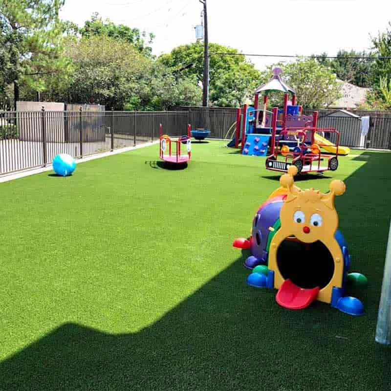 تصویر 4 از چمن مصنوعی فضای باز برای محیطی سبز و پایدار