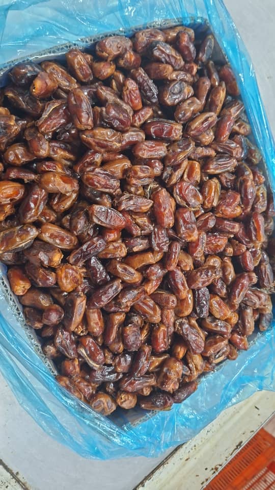 تصویر 2 از خرما پیارم اصل یک منبع غنی از فیبر