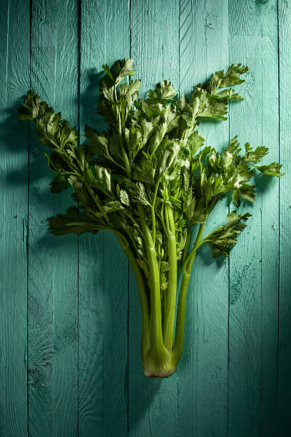 تصویر 1 از کرفس طبیعی با ارزش غذایی بالا مناسب مصرف روزانه