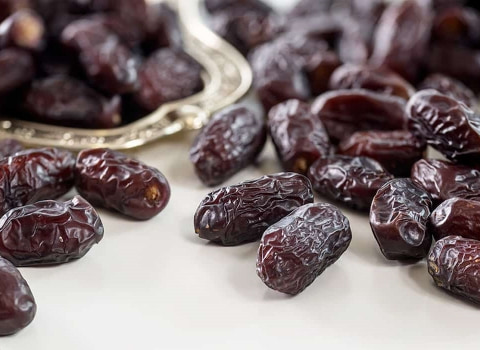 تصویر 3 از خرما کبکاب ویژه با انتخاب ممتاز و ساختار متوازن