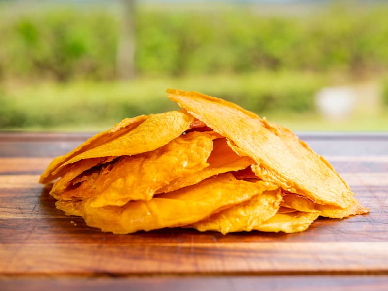 تصویر 1 از میوه خشک انبه عالی با طعم طبیعی و کیفیت ممتاز