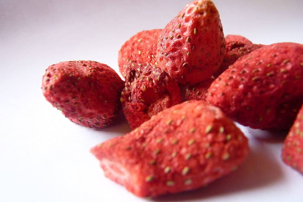 تصویر 3 از توت فرنگی خشک با کمترین میزان شکر افزوده