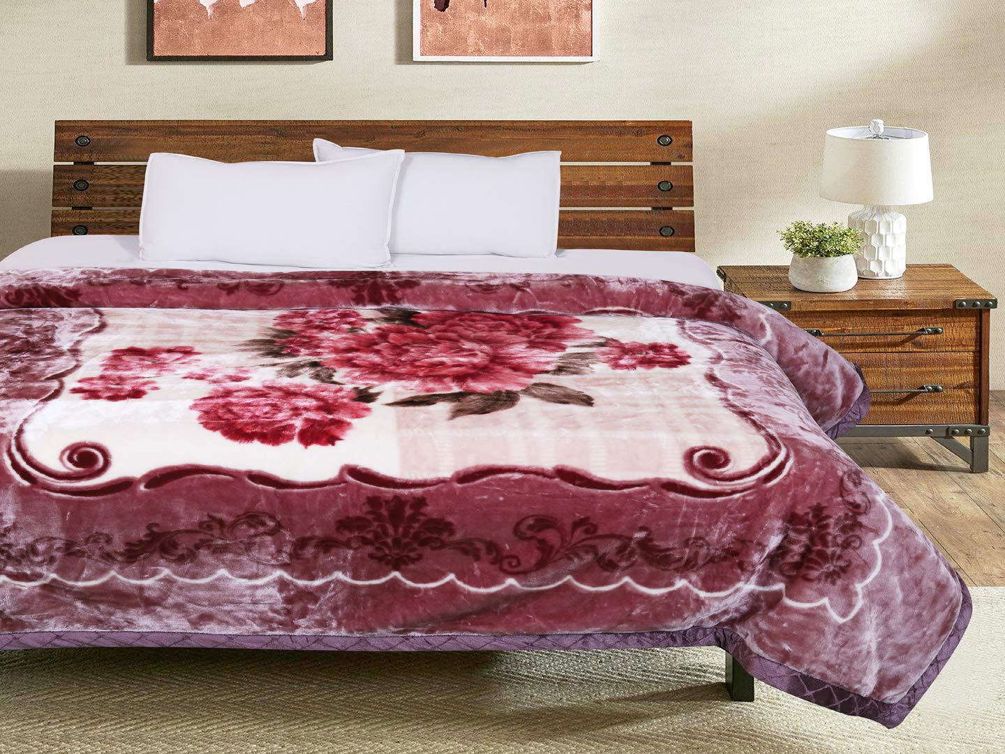 تصویر 1 از پتو روتختی صورتی شیک و مدرن مناسب دکوراسیون اتاق خواب