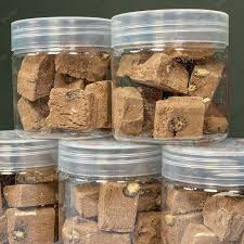 تصویر 4 از بستنی خشک اسنیکرز بافت کاراملی با طعم بادام زمینی