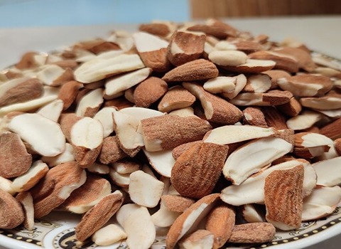 تصویر 1 از خرید بادام شکسته مامایی + قیمت فروش استثنایی