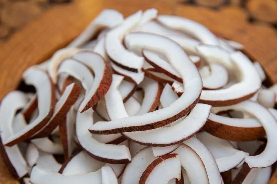 فروش نارگیل خشک