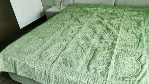 تصویر 1 از پتو گلبافت ژله ای با کیفیت تضمینی و دوخت استاندارد