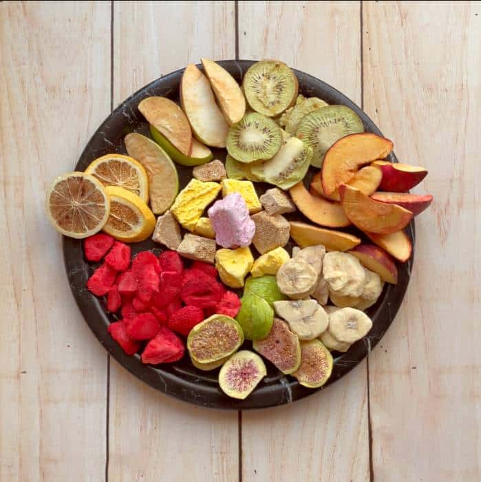 میکس میوه خشک پفکی آماده مصرف به عنوان میان وعده سالم