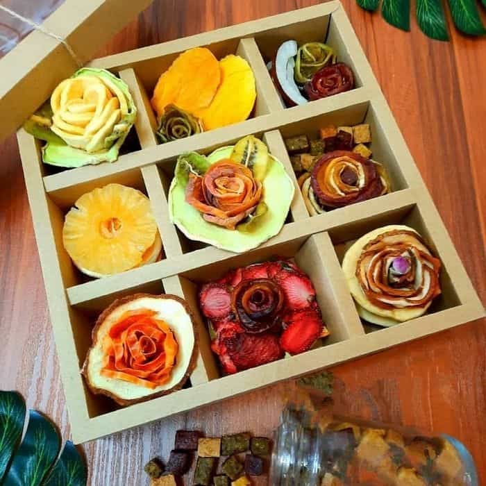 تصویر 3 از باکس هدیه میوه خشک مخلوط متنوع با بسته بندی لوکس و مقاوم