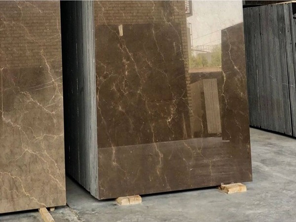 سنگ تراورتن قهوه ای سوخته با ساب و جلا عالی