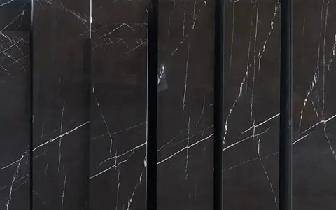 تصویر 1 از سنگ مرمریت کاپوچینو ساختار قهوه ای ملایم با هماهنگی بصری پایدار