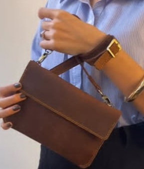 کیف دوشی زنانه چرم طبیعی با قیمت استثنایی