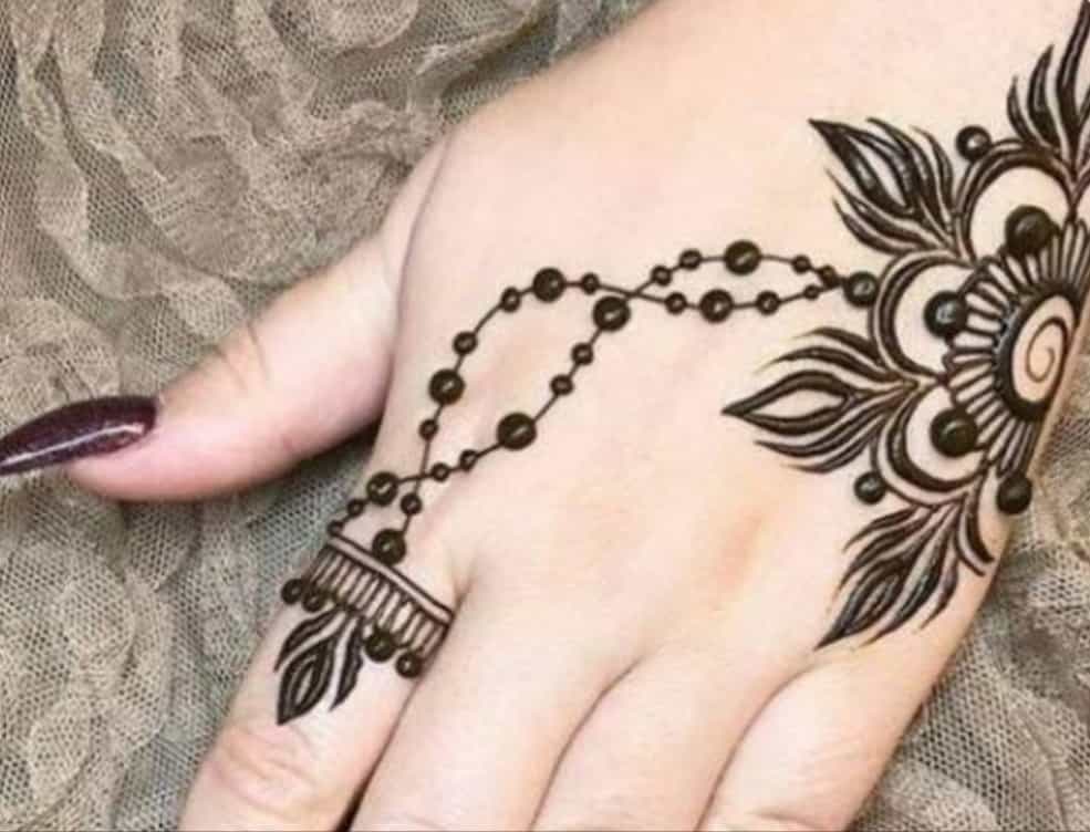 تصویر 1 از حنای رنگی برای ناخن مناسب طراحی و تزیین حرفه ای