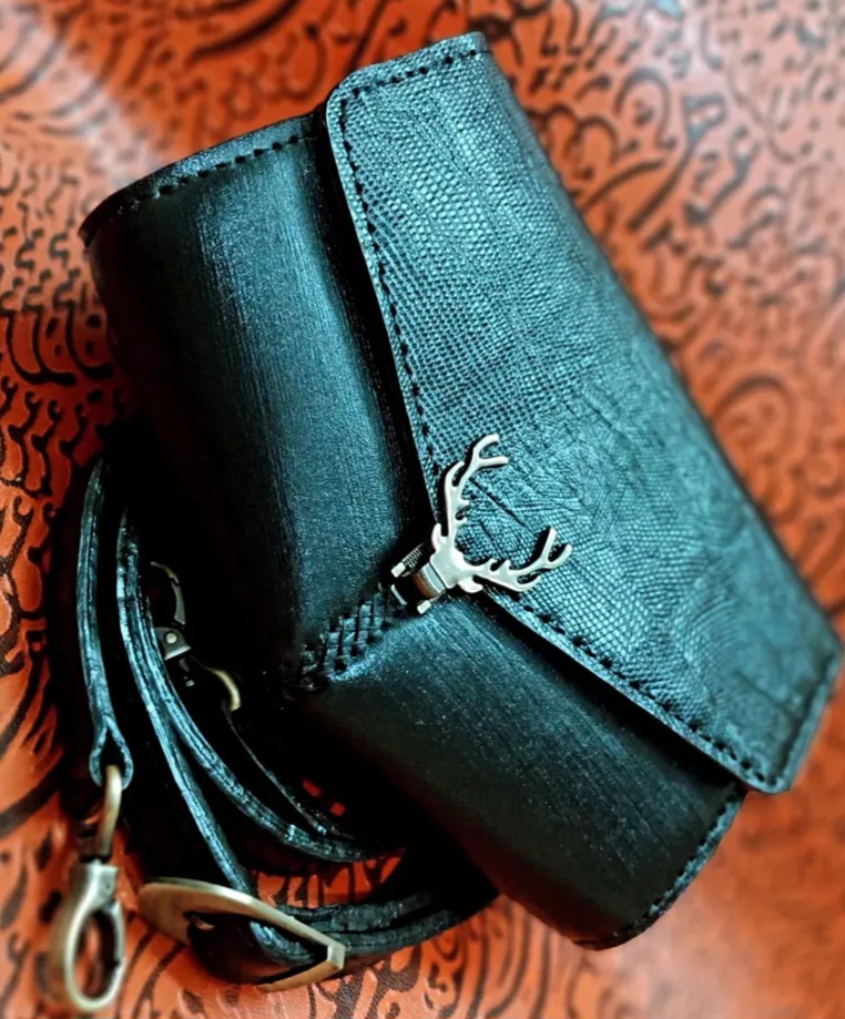 مینی کیف دوشی زنانه چرم طبیعی با قیمت ویژه